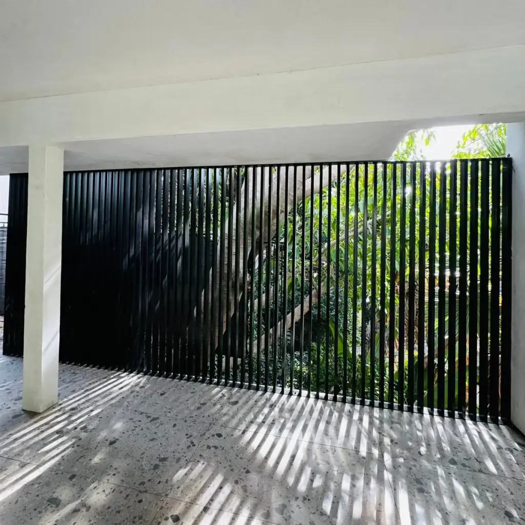 Iron Fences & Railings